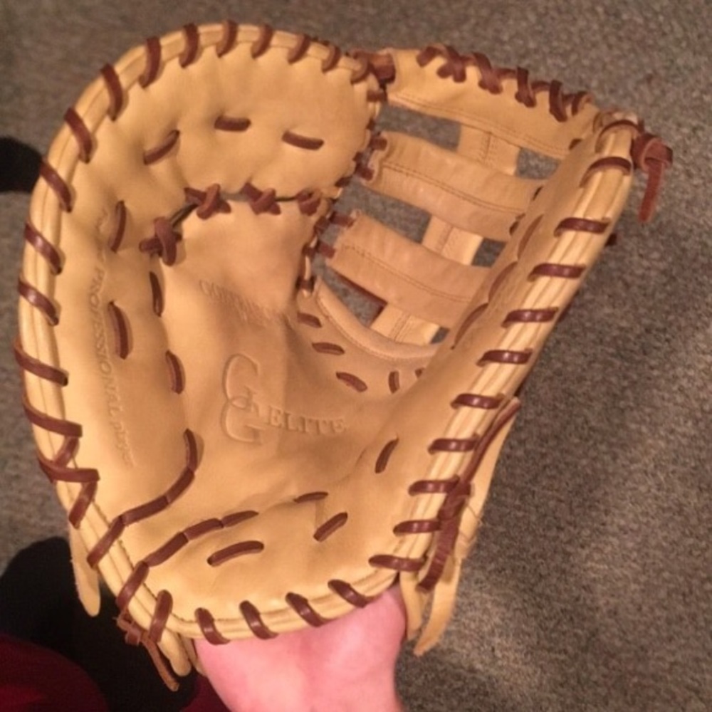 Rawlings first baseman’s glove
